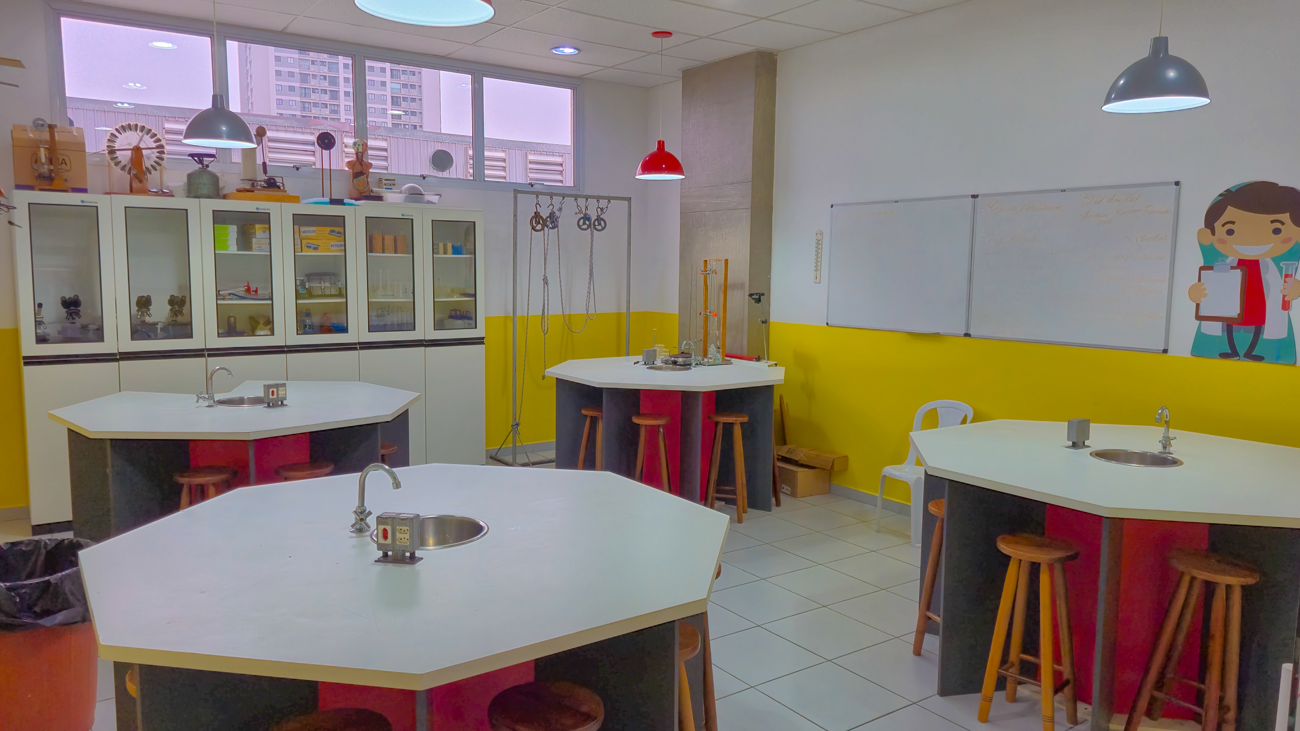 SALA DE QUÍMICA